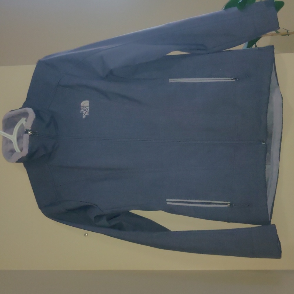 The North Face Purple Jacket (Small) - Picture 1 of 3